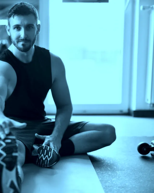 Persona entrenando — objetivo: recuperar y cuidar tu salud